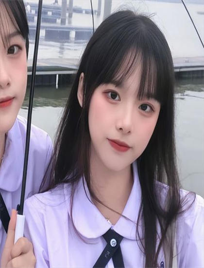 深度探索：《废婿逆天》的叙事技巧与导演风格——一次全面的艺术分析